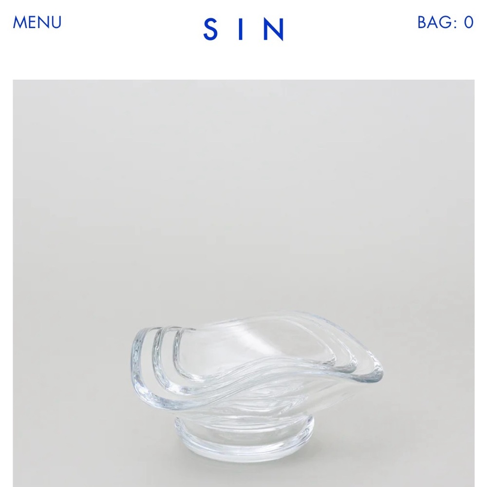 Sin Urch Glass Decorative Bowls - Picture 3 of 7
